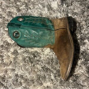 Womens Two-Tone Western Boot size women's 5.5